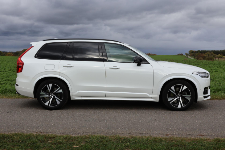 Volvo XC90 2,0 228kW T8 AWD Ultimate Bright