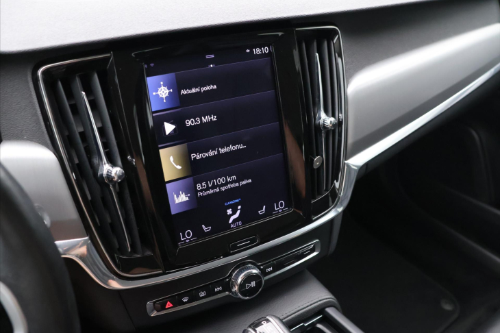 Volvo V90 2,0 T5 184kW Momentum CZ DPH