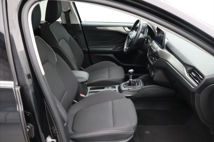 Ford Focus 2,0 TDCI 110kW Titanium LED