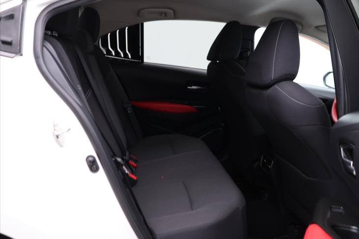 Toyota Corolla 1.6 VVT-i 97kW CZ 1.Maj Comfort