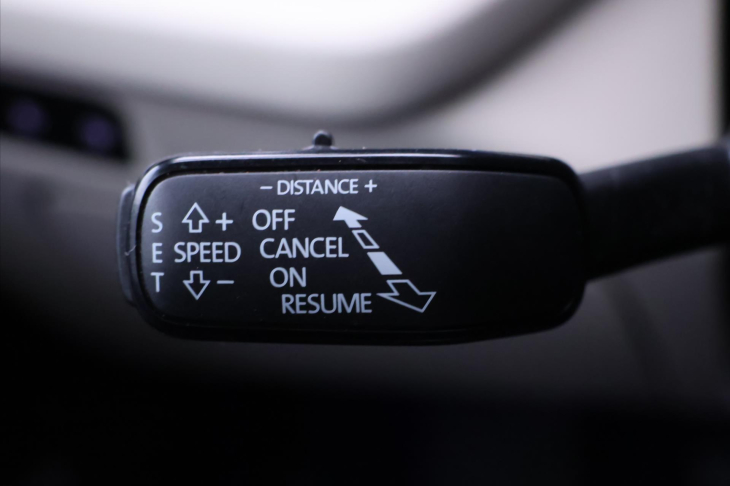 Škoda Octavia 1,5 TSI 110kW Style+matrix DPH