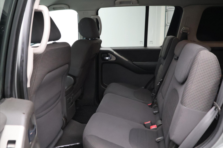 Nissan Pathfinder 2,5 dCi 126kW Automat 4WD CZ