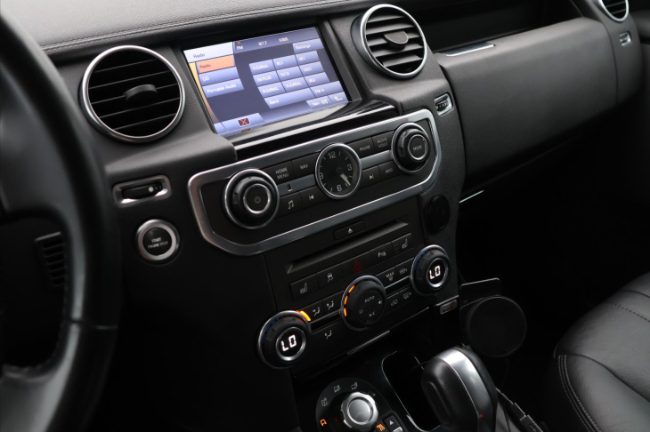 Land Rover Discovery 3,0 TDV6 HSE CZ