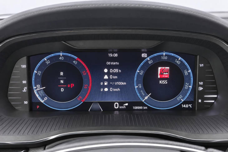 Škoda Octavia 2,0 TDI 110kW DSG Sportline CZ DPH