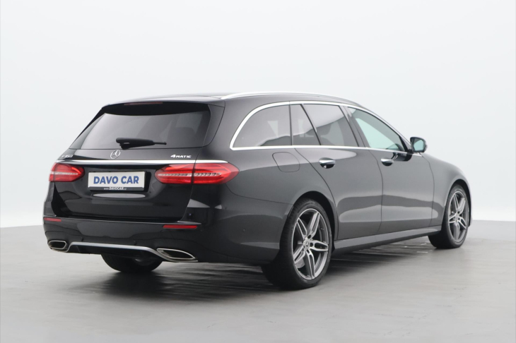 Mercedes-Benz Třídy E 3,0 450 270 kW 4Matic AMG CZ