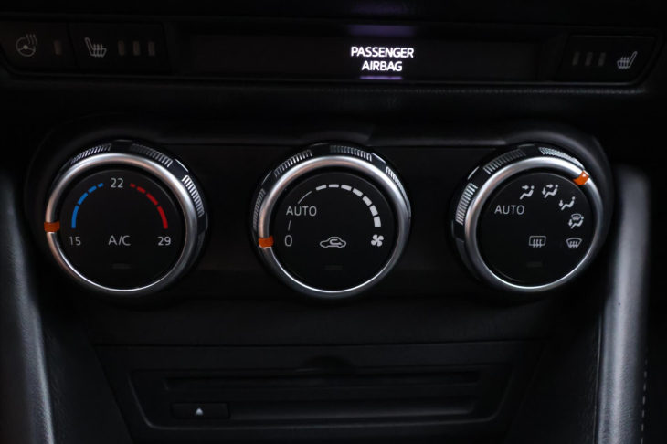 Mazda CX-3 2,0 G121 Revolution Navi Kůže