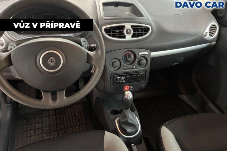 Renault Clio 1,2 i 55kW CZ 1.Maj. Serv.kn.