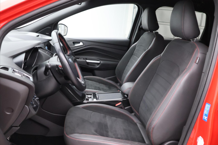 Ford Kuga 2.0 TDCi 132kW AWD ST-Line