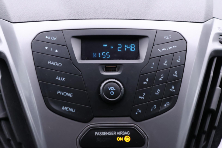 Ford Transit Custom 2,2 TDCi Titanium L2H2 9-Míst