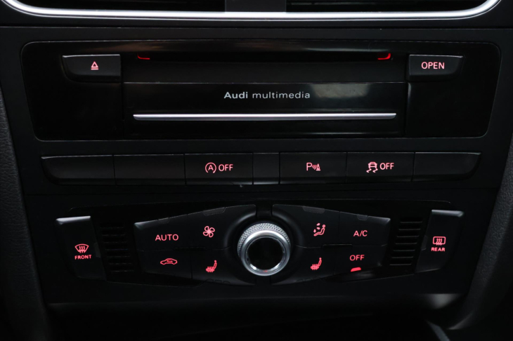 Audi A5 2,0 TDI 140kW Aut. Navi CZ DPH