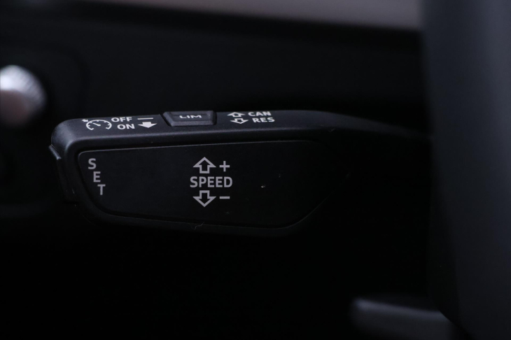 Audi Q5 2,0 40TDI S-line quattro DPH