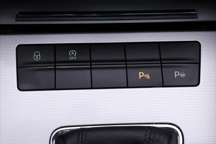 Škoda Octavia 1,4 TSI 103kW DSG Xenon Tažné