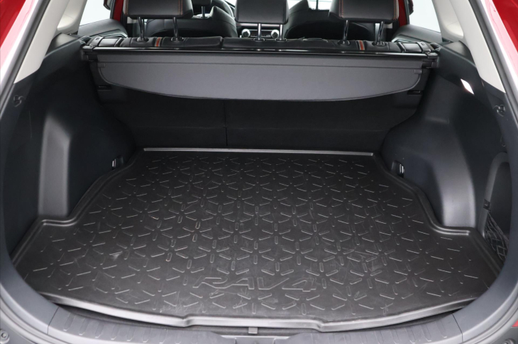 Toyota RAV4 2,5 Hybrid 131kW Adventure 4WD CZ