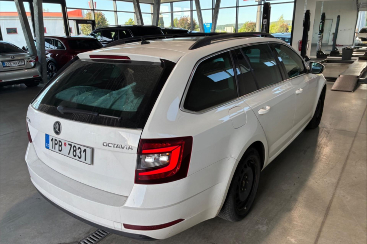 Škoda Octavia 1,5 TSI 110kW DSG Style