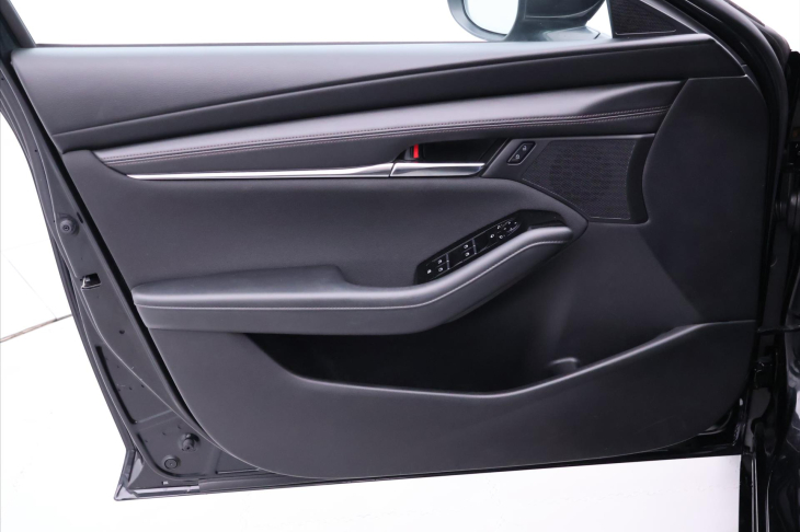 Mazda 3 2,0 Skyactiv-G Aut. Selection