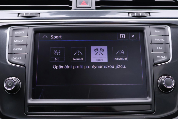 Volkswagen Tiguan 2,0 TSI R-line Highline DSG 4M