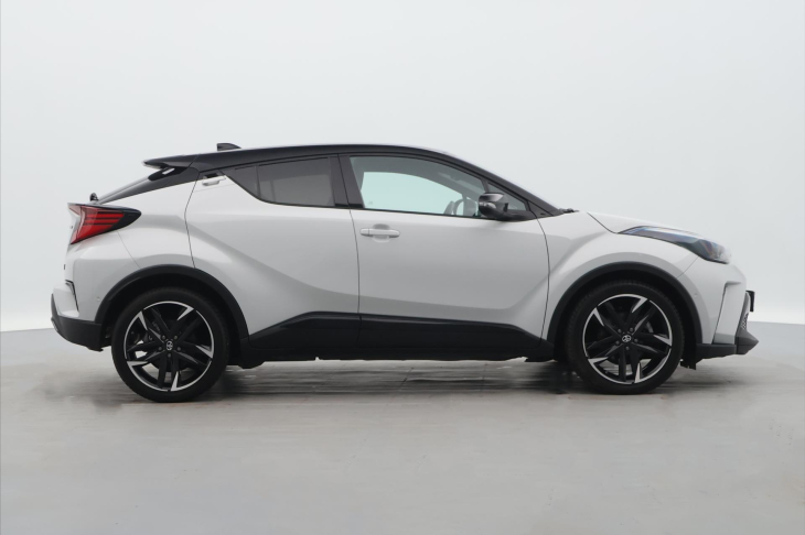 Toyota C-HR 2,0 Hybrid 112kW GR Sport CZ
