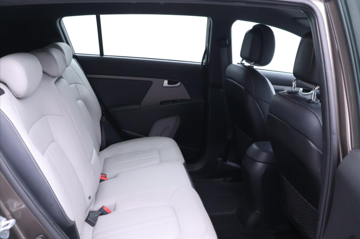 Kia Sportage 1,6 GDI 99kW CZ Kůže Xenon