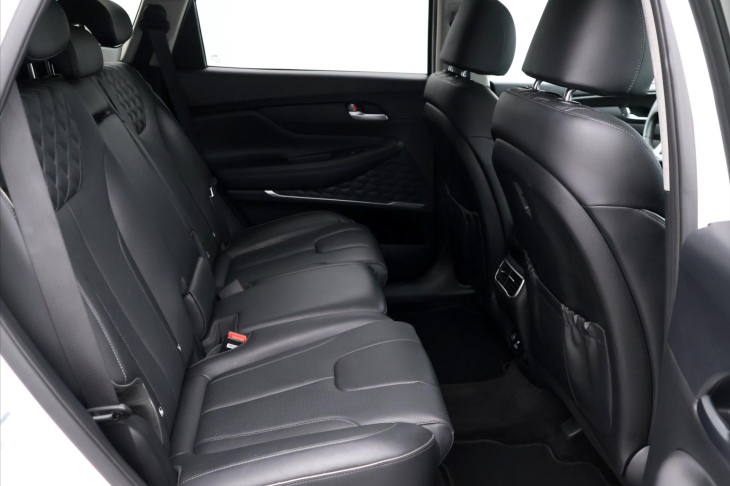 Hyundai Santa Fe 2,2 CRDi 142kW Style DCT CZ DPH