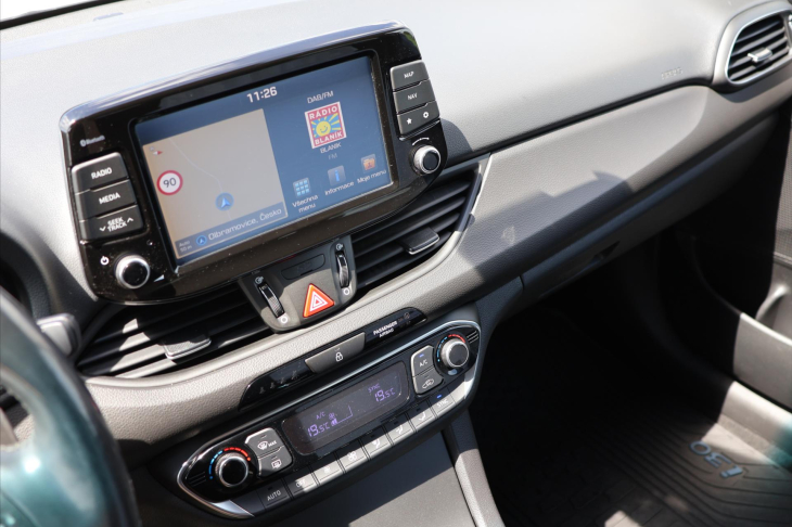 Hyundai i30 1.6 CRDi Automat CZ Style LED