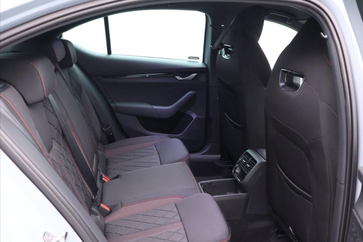 Škoda Octavia 2,0 TSI 195kW DSG RS DPH 1.Maj