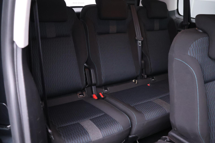 Peugeot Traveller 2,0 HDi 106kW CZ L2 8-Míst DPH