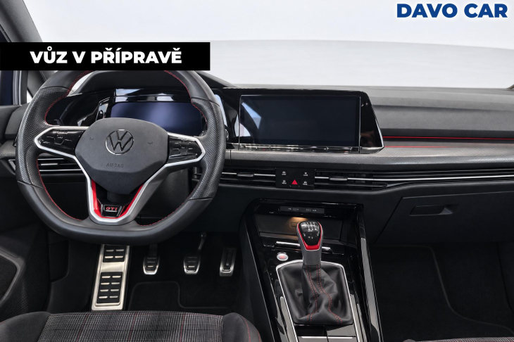 Volkswagen Golf 2.0 TSI 180kW GTI LED DPH