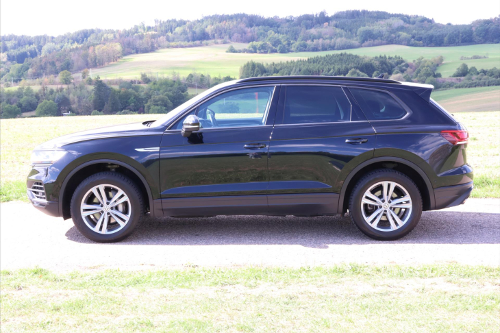 Volkswagen Touareg 3,0 TDI 170kW 4x4 Tažné CZ