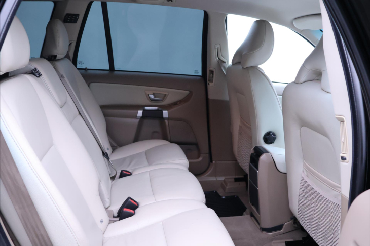 Volvo XC90 2,4 D 138KW 4X4 KLIMA