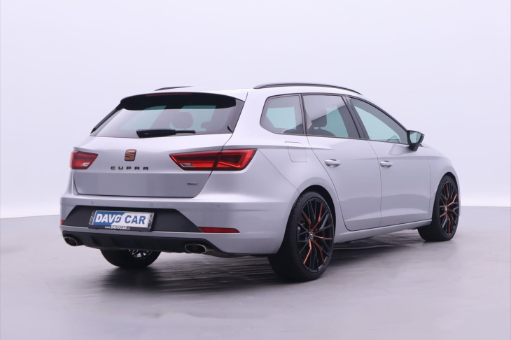 Seat Leon 2,0 TSI Cupra 221kW 4Drive DSG