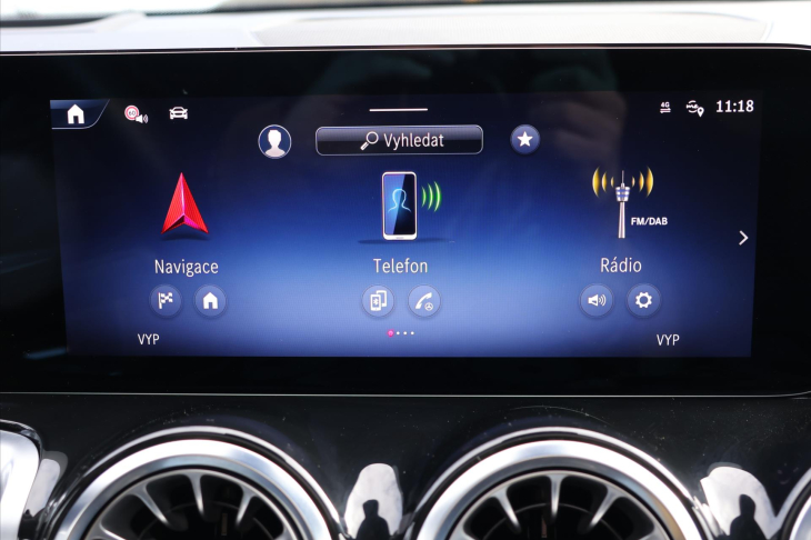 Mercedes-Benz GLB 2,0 200d 4MATIC AMG Premium Plus