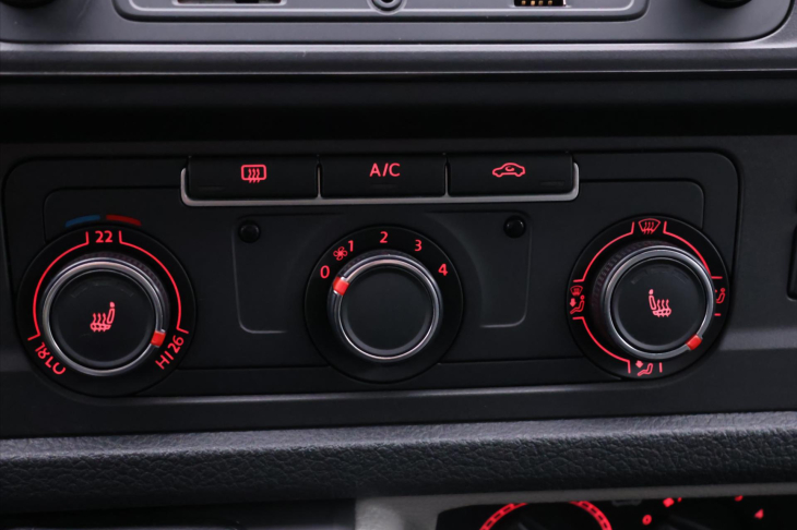 Volkswagen Transporter 2,0 TDI 110kW 8-Míst CZ