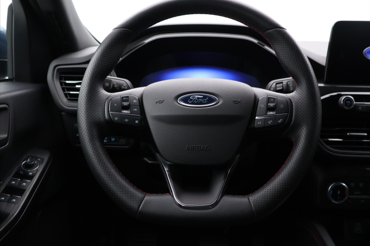 Ford Kuga 2,5 DT HEV ST-LineX AWD AT