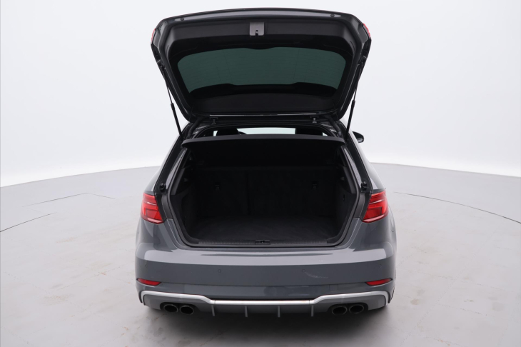 Audi S3 2,0 TFSI 228kW Quattro Sportback CZ