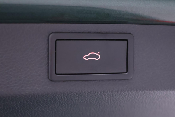 Škoda Karoq 2,0 TDI 85kW Style DSG CZ DPH