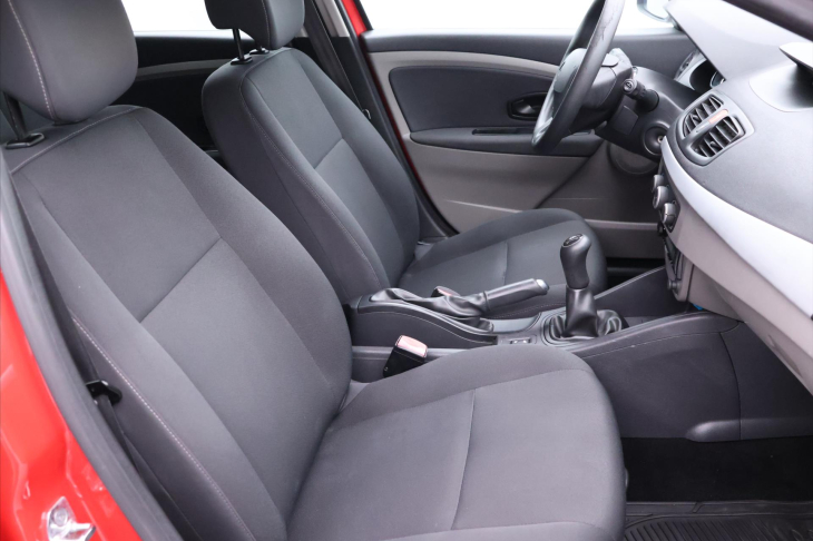 Renault Mégane 1,6 16V 74kW Generation Klima