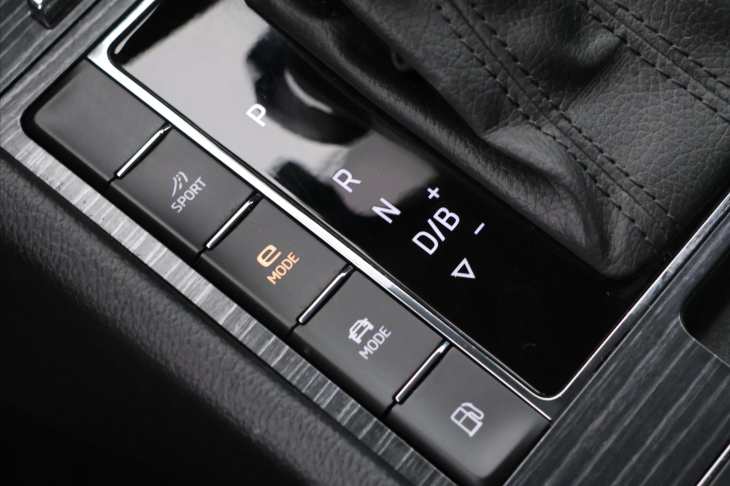 Škoda Superb 1,4 TSI 115kW Style DSG CZ DPH iV