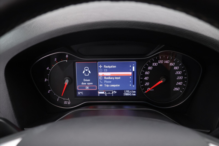 Ford S-MAX 2,0 TDCI 103KW 7 MÍST KLIMA
