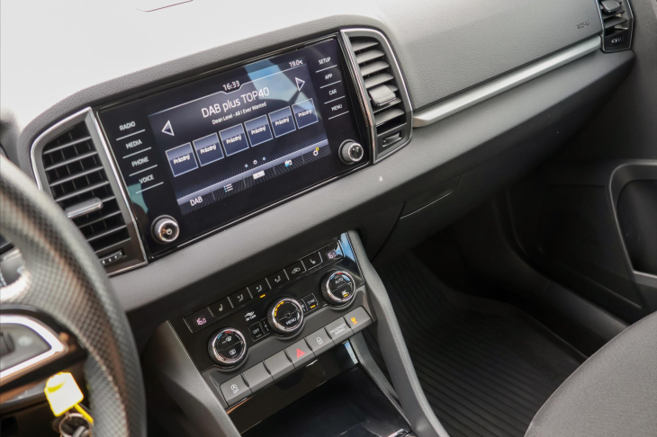 Škoda Karoq 2,0 TDI 110kW 4x4 CZ Ambition