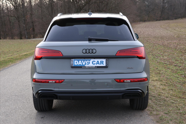 Audi Q5 2,0 40TDI S-line quattro DPH