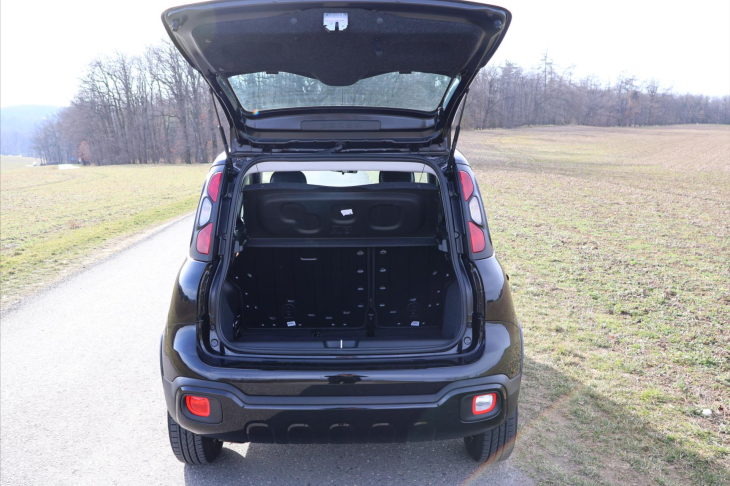 Fiat Panda 1,0 i Hybrid Cross Klima DPH