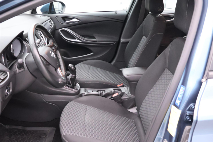 Opel Astra 1,0 T 77kW CZ Klima Serv.Kniha