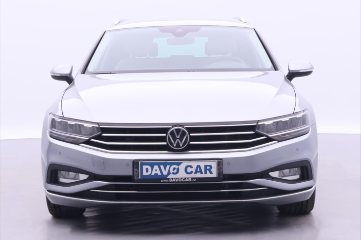 Volkswagen Passat 2,0 TDI  DSG LED Elegance DPH