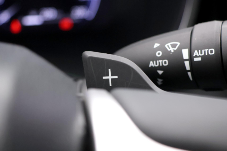 Toyota Highlander 2,5 Hybrid 140kW Executive CZ DPH