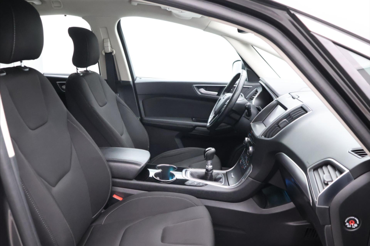 Ford S-MAX 2,0 TDCI 132kW Titanium