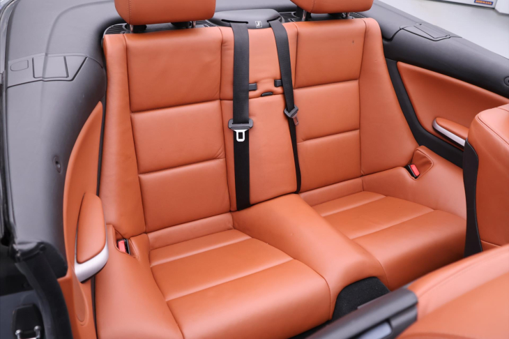 BMW M3 3,2 252KW SMG 108TKM