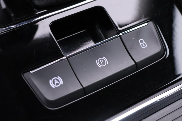 Škoda Superb 2,0 TDI 140kW DSG L&K 1.Maj