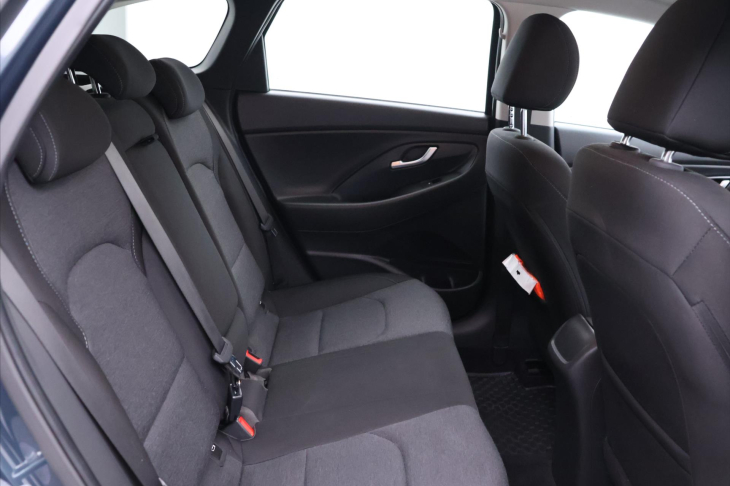 Hyundai i30 1.5 T-GDI 117 kW Smart Aut. CZ DPH