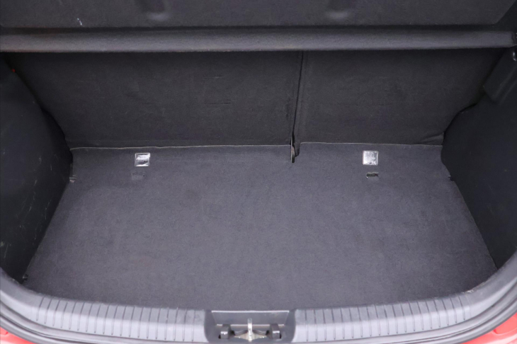 Hyundai i20 1,3 i 62kW Klimatizace CZ