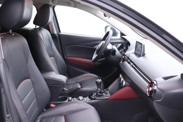 Mazda CX-3 2,0 Skyactiv-G120 Revolution